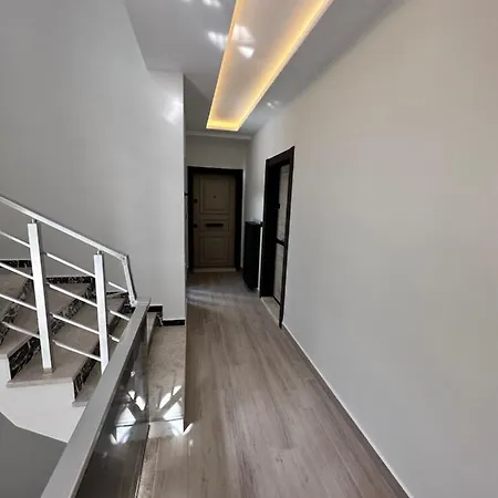 Stylish 100 Meters From The شقة ألانيا